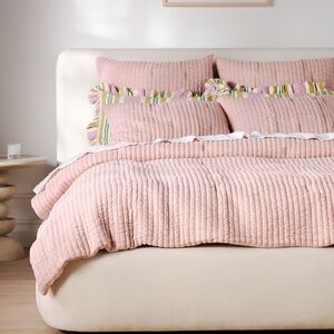 Anthropologie Jersey Channel Stitch Elegant Pink Quilt